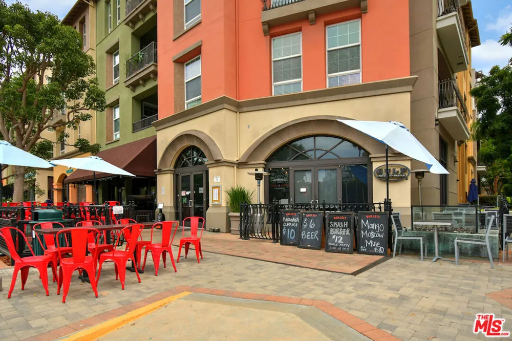 5625 Crescent Parkway #109 Playa Vista, CA 90094