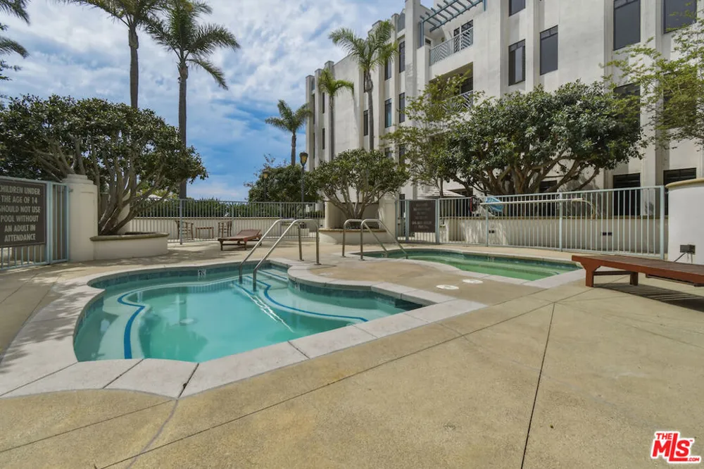 5625 Crescent Parkway #109 Playa Vista, CA 90094