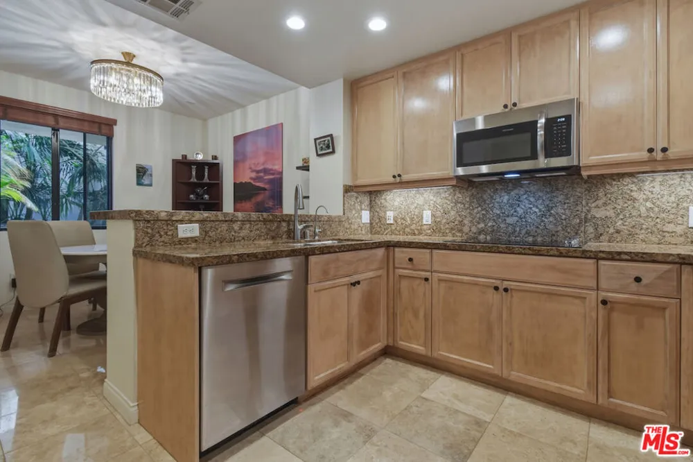 5625 Crescent Parkway #109 Playa Vista, CA 90094