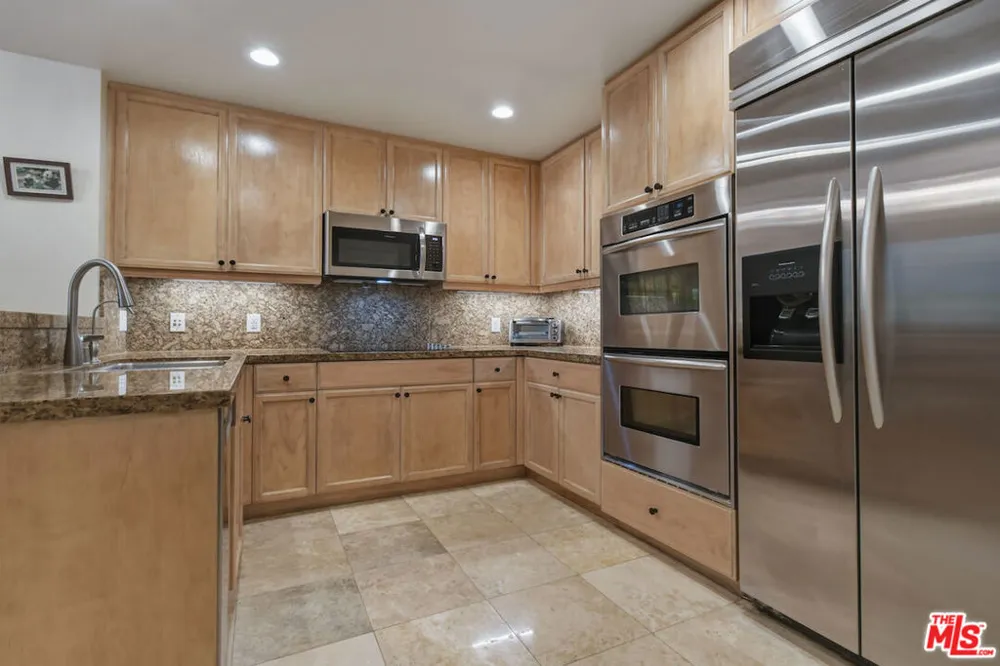 5625 Crescent Parkway #109 Playa Vista, CA 90094
