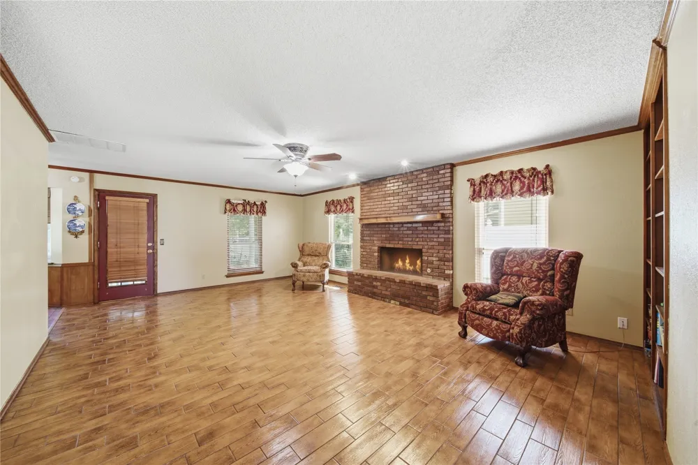 103 W Quanah Court Broken Arrow, OK 74011