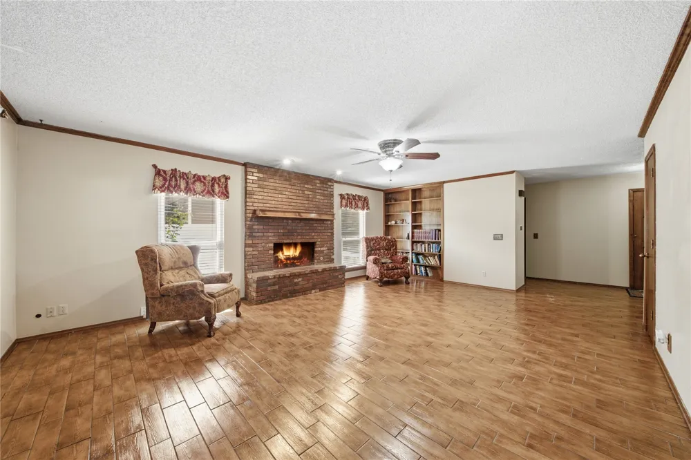 103 W Quanah Court Broken Arrow, OK 74011