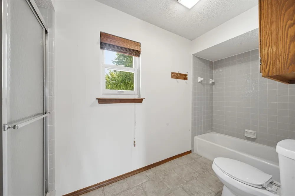 103 W Quanah Court Broken Arrow, OK 74011