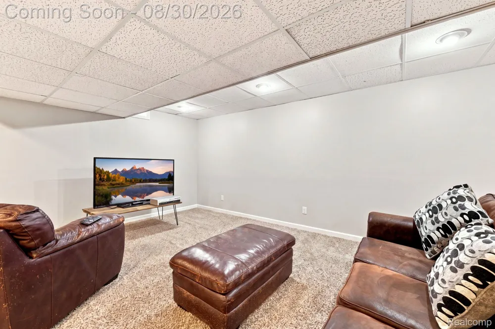 26833 Arcadia Drive Flat Rock City, MI 48134