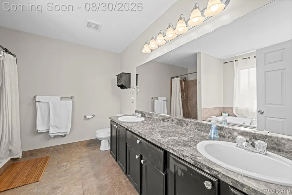 26833 Arcadia Drive Flat Rock City, MI 48134