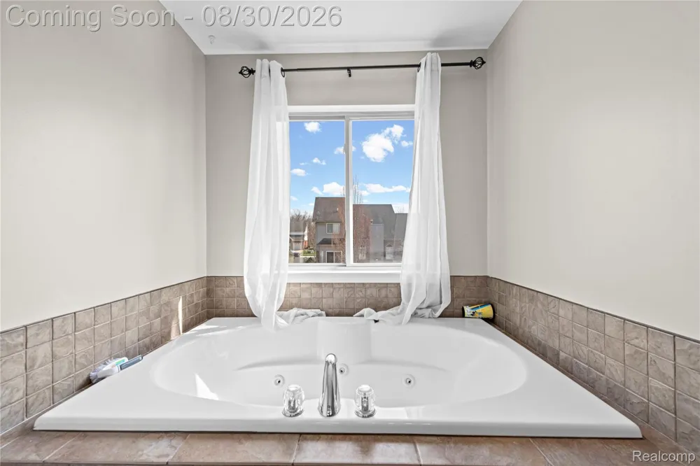 26833 Arcadia Drive Flat Rock City, MI 48134
