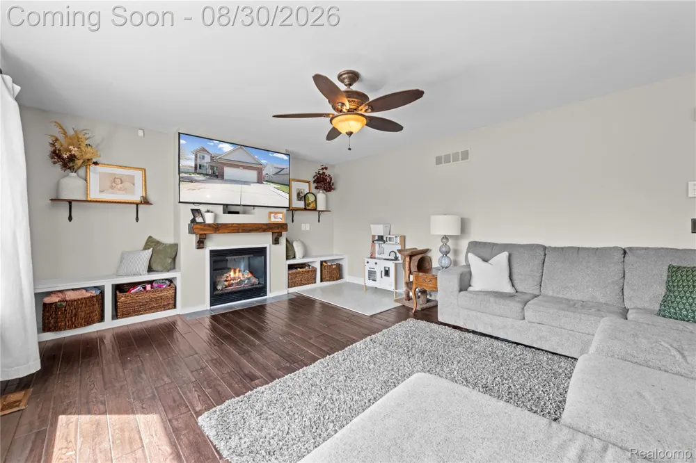26833 Arcadia Drive Flat Rock City, MI 48134