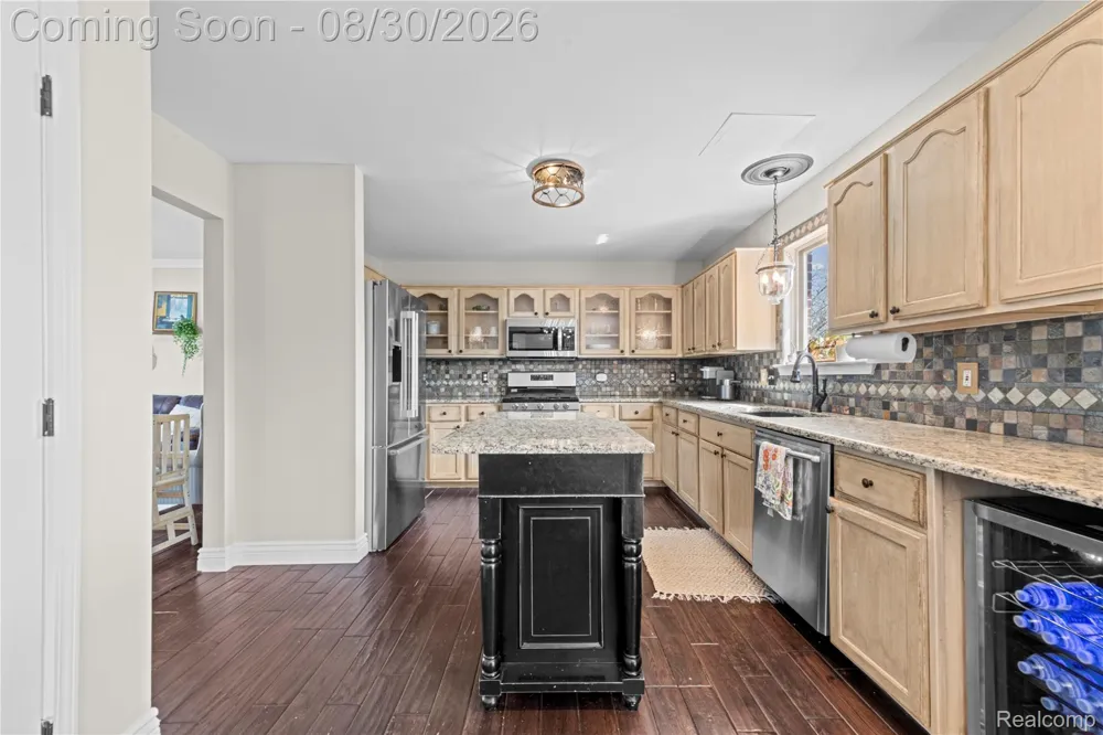 26833 Arcadia Drive Flat Rock City, MI 48134