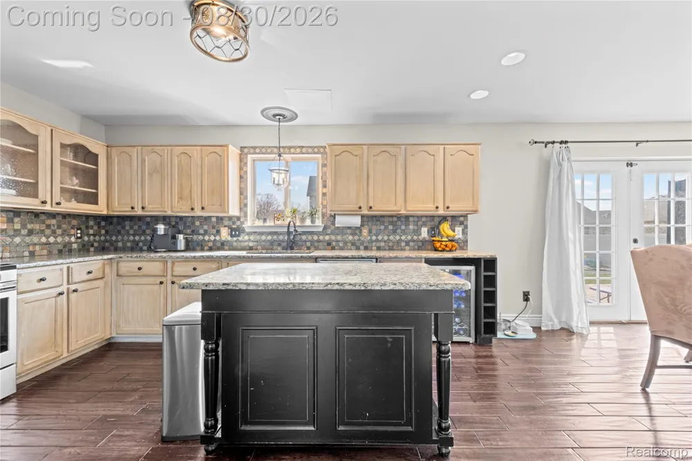 26833 Arcadia Drive Flat Rock City, MI 48134