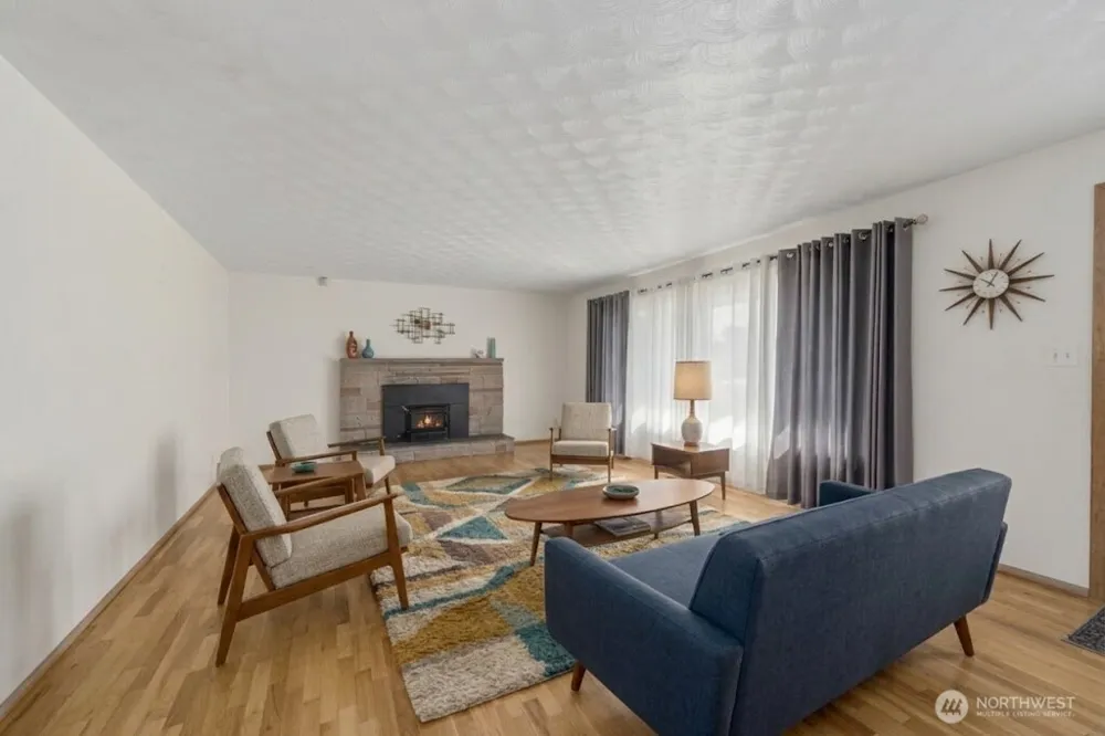 3145 Locust Avenue University Place, WA 98466