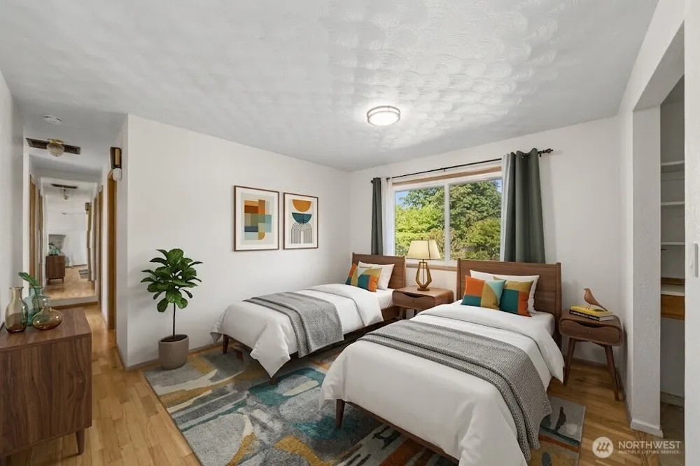 3145 Locust Avenue University Place, WA 98466