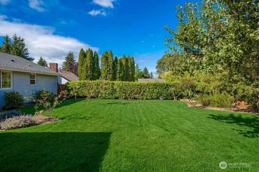 3145 Locust Avenue University Place, WA 98466