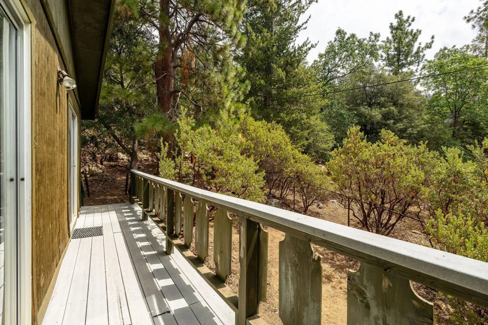25461 Glen Road Idyllwild, CA 92549
