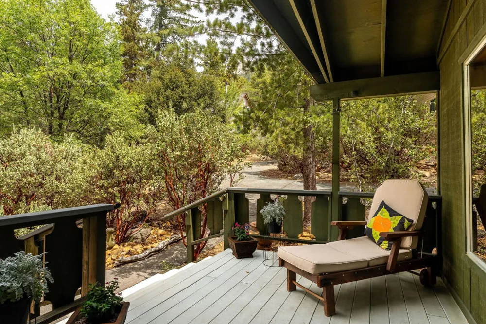25461 Glen Road Idyllwild, CA 92549