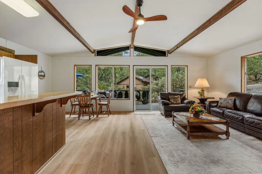 25461 Glen Road Idyllwild, CA 92549