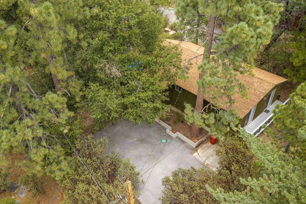 25461 Glen Road Idyllwild, CA 92549