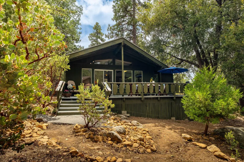 25461 Glen Road Idyllwild, CA 92549