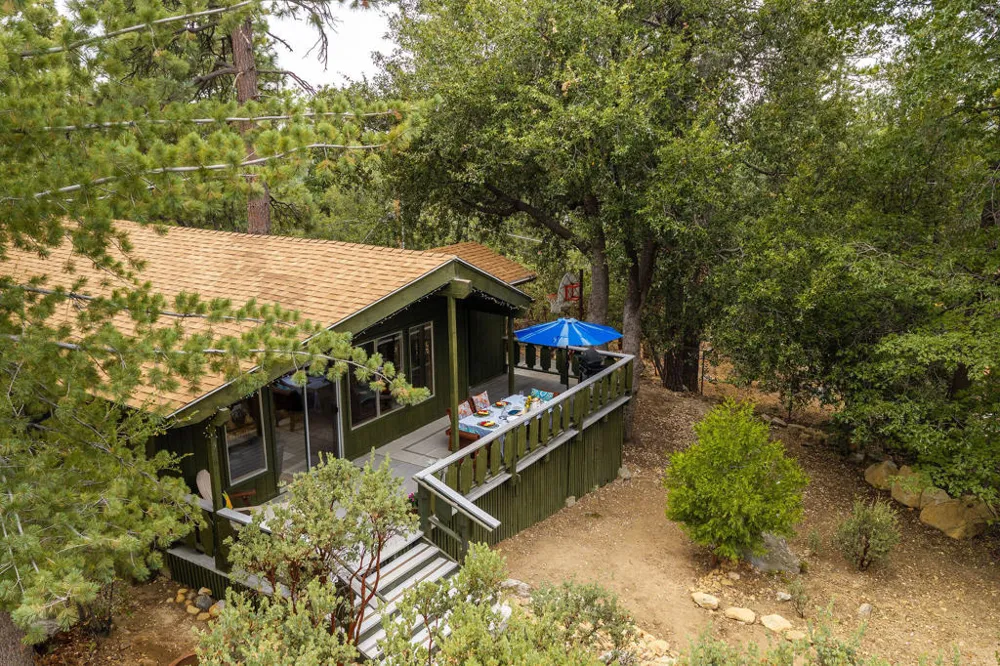 25461 Glen Road Idyllwild, CA 92549
