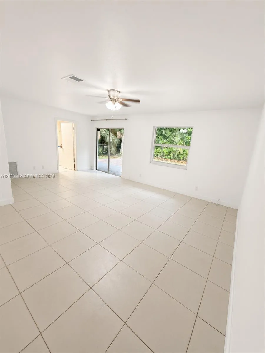 10226 NW 31st St #0 Coral Springs, FL 33065
