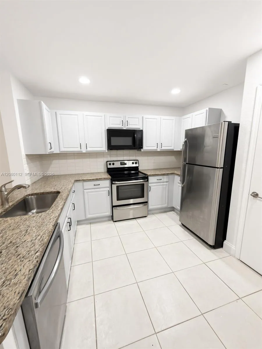 10226 NW 31st St #0 Coral Springs, FL 33065