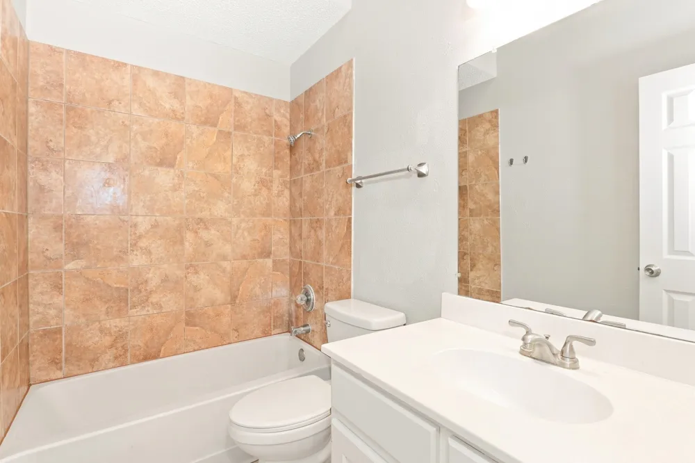 704 Monique Cedar Hill, TX 75104