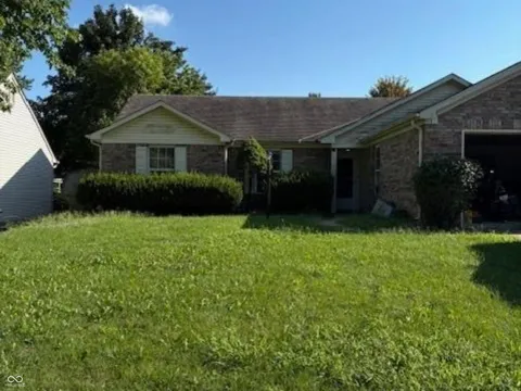 8201 River Run Place