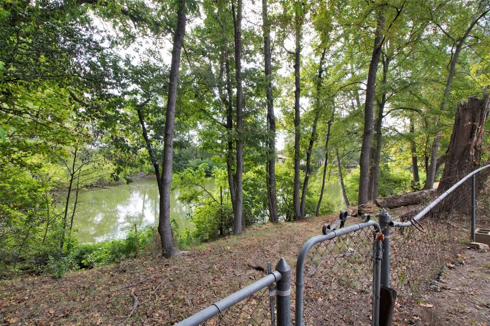 3572 State Highway 110 Tyler, TX 75704