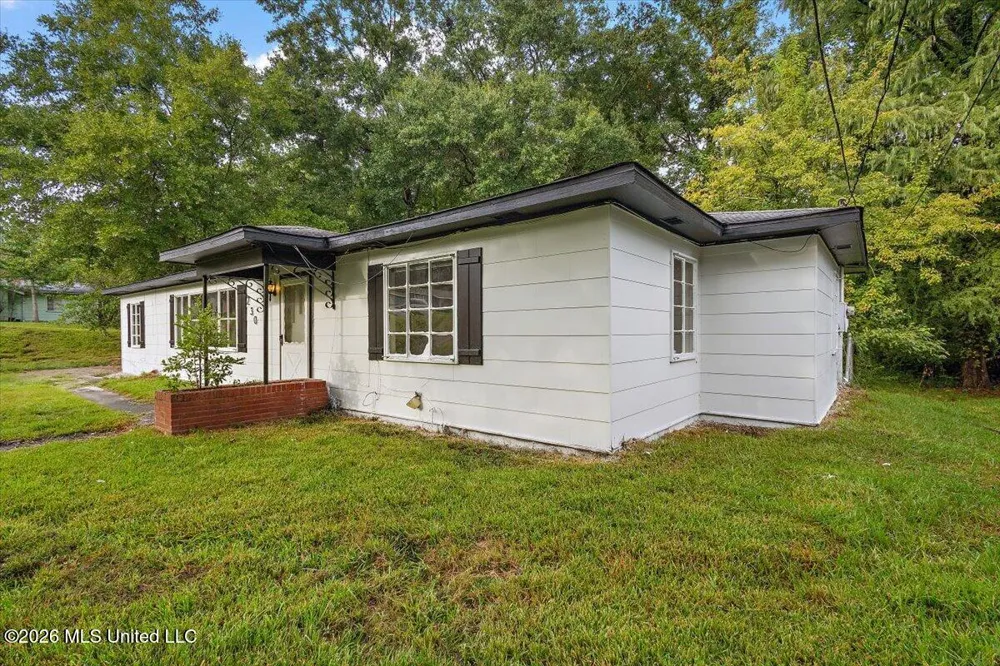 230 Hillside Drive Vicksburg, MS 39180