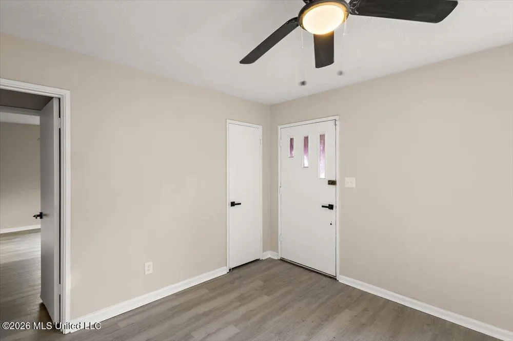 230 Hillside Drive Vicksburg, MS 39180