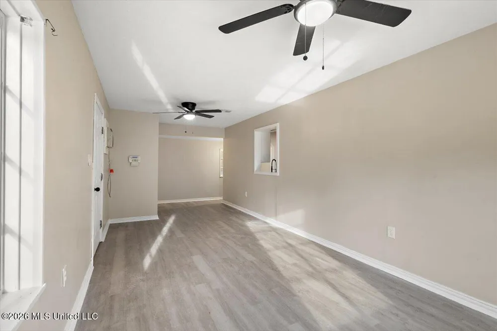 230 Hillside Drive Vicksburg, MS 39180