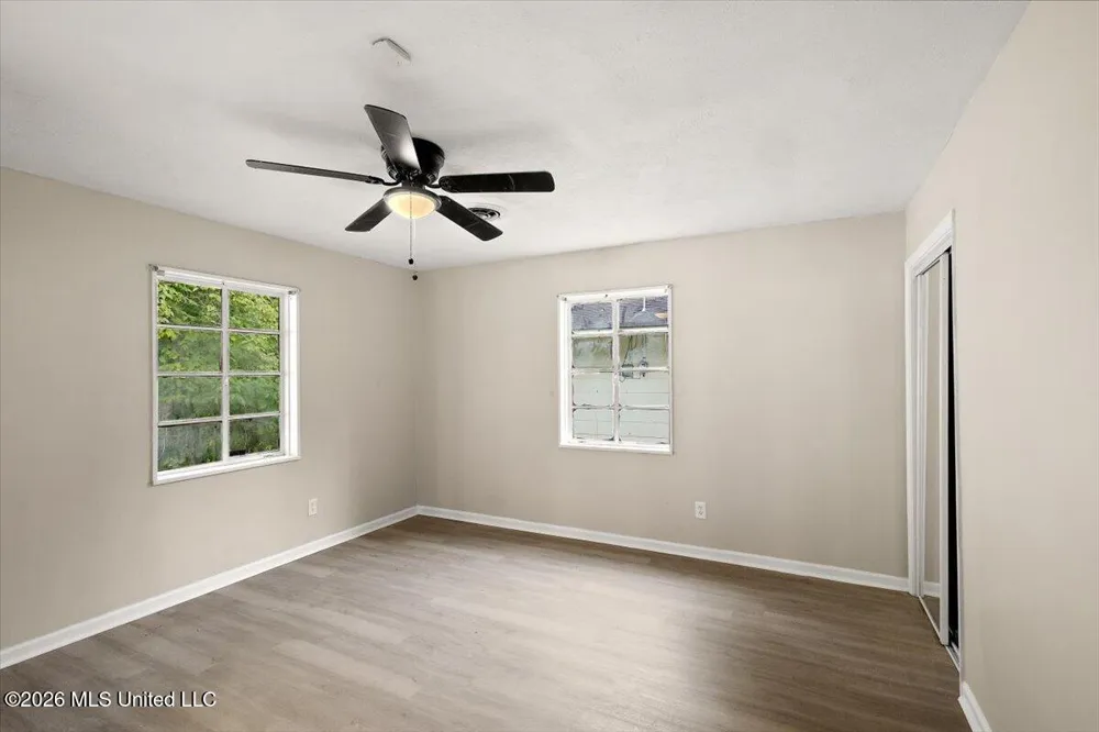 230 Hillside Drive Vicksburg, MS 39180