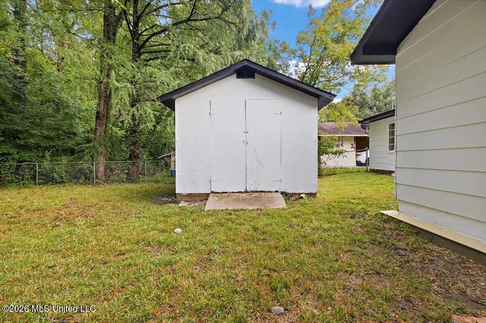 230 Hillside Drive Vicksburg, MS 39180