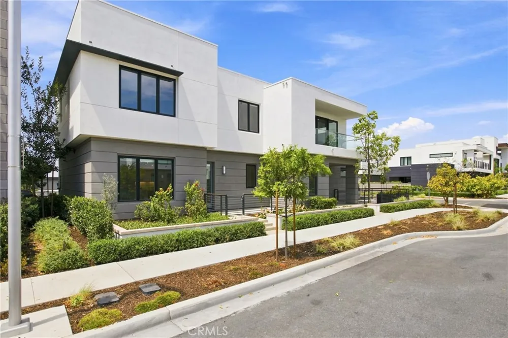 16311 Veterans Tustin, CA 92782
