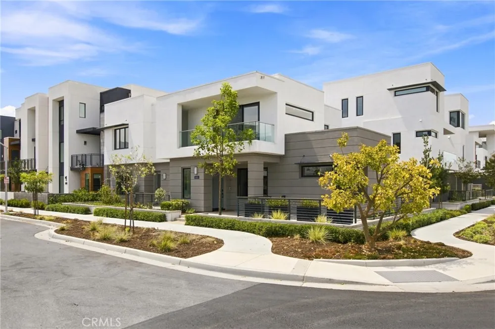 16311 Veterans Tustin, CA 92782