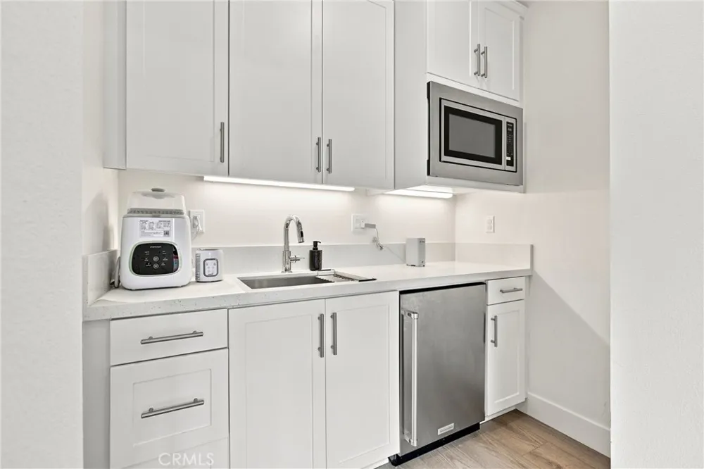 16311 Veterans Tustin, CA 92782