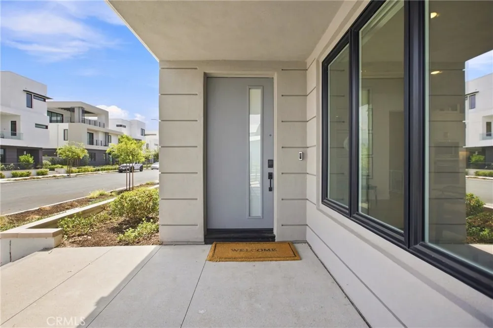 16311 Veterans Tustin, CA 92782