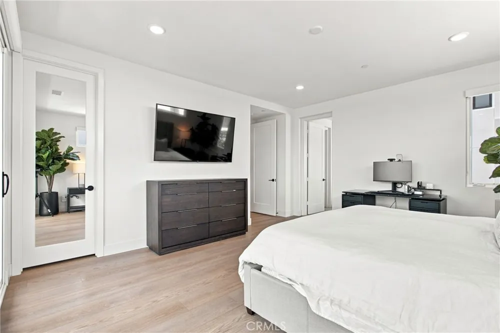 16311 Veterans Tustin, CA 92782