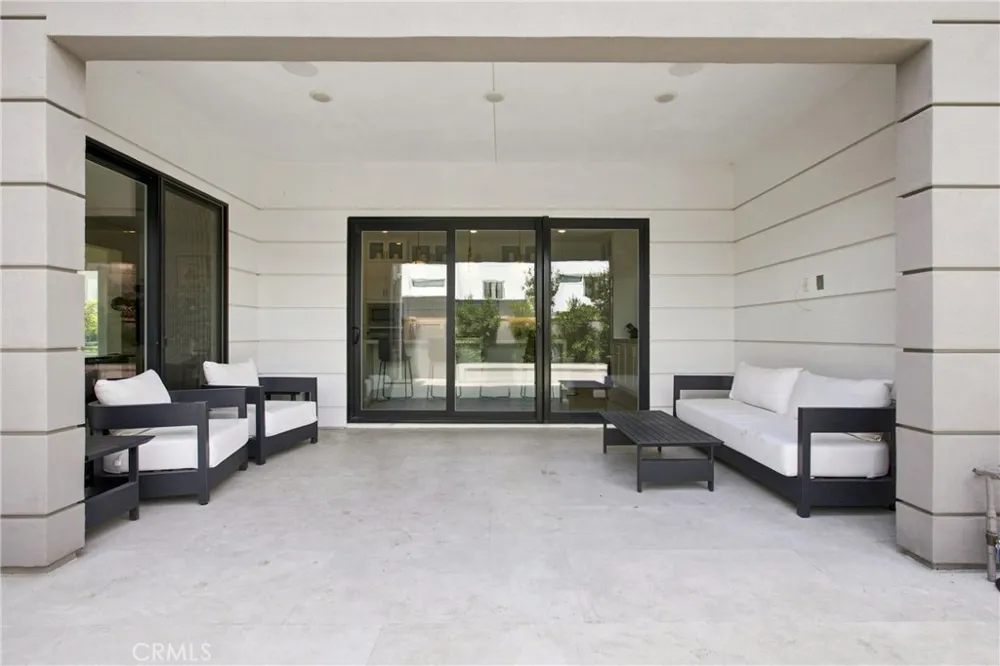 16311 Veterans Tustin, CA 92782