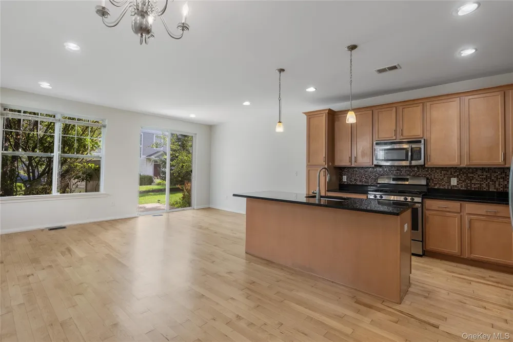 34 Field Stone Drive Middletown, NY 10940