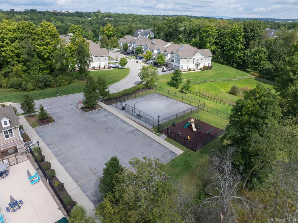 34 Field Stone Drive Middletown, NY 10940