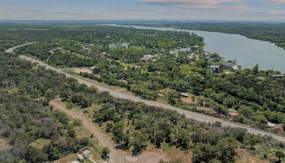 68 War Bonnet Ridge Kingsland, TX 78639