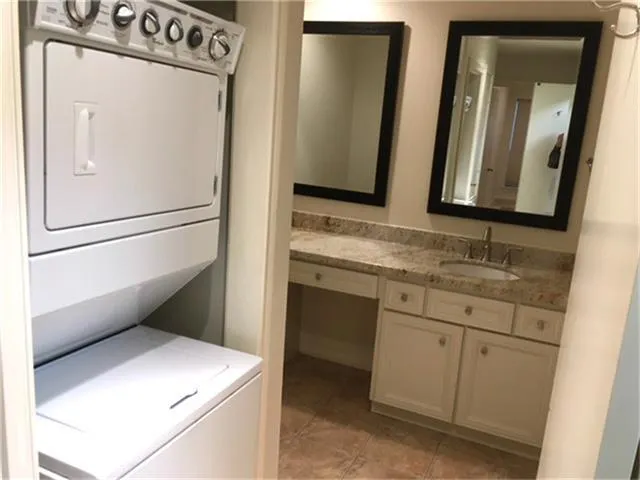 11711 Memorial Drive #83 Houston, TX 77024