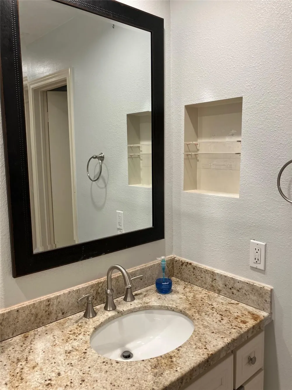 11711 Memorial Drive #83 Houston, TX 77024