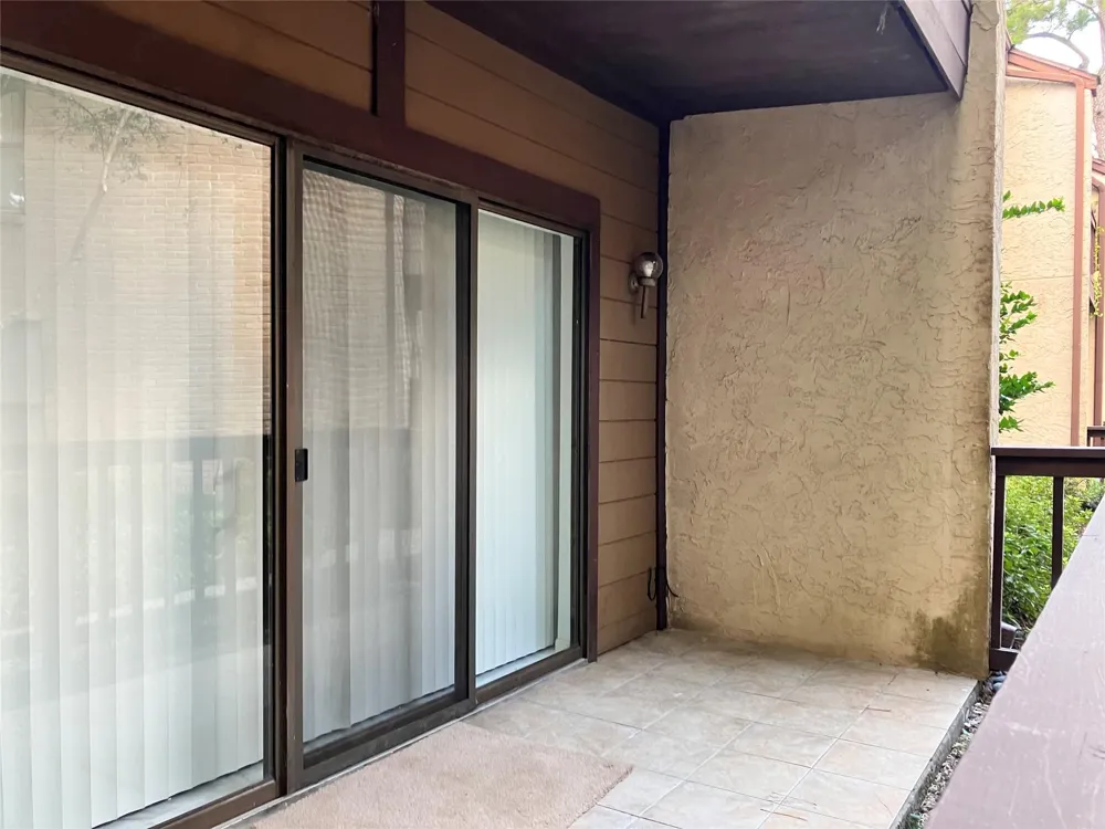11711 Memorial Drive #83 Houston, TX 77024