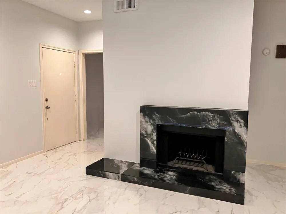 11711 Memorial Drive #83 Houston, TX 77024