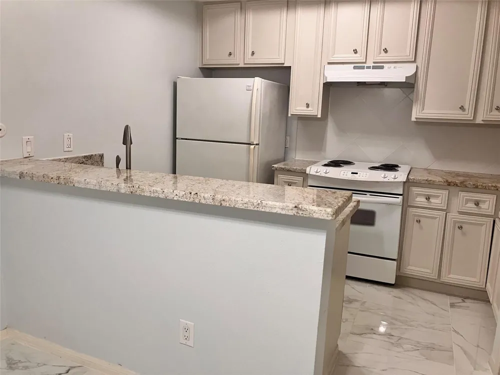 11711 Memorial Drive #83 Houston, TX 77024