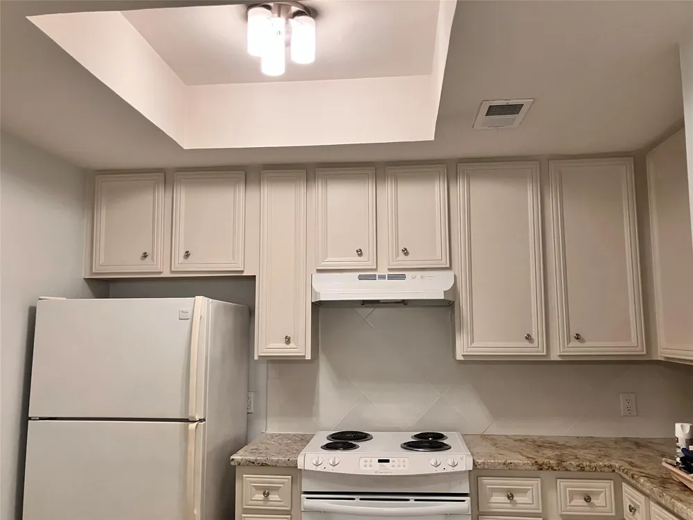 11711 Memorial Drive #83 Houston, TX 77024