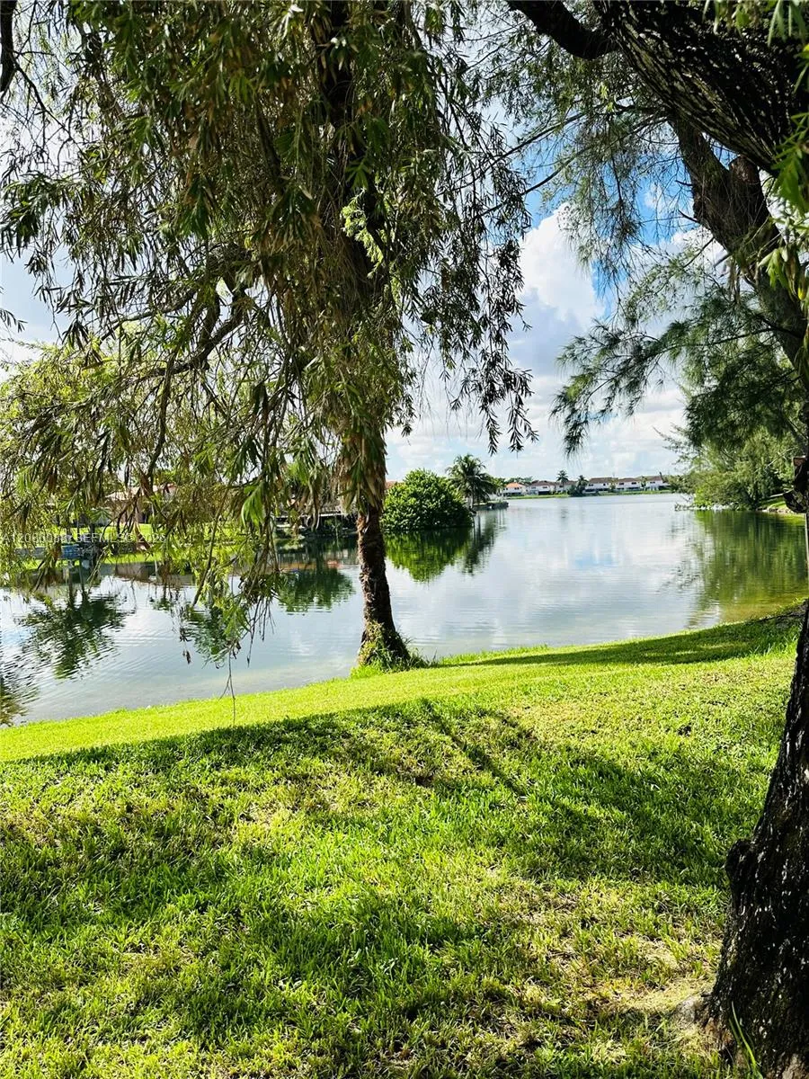 6565 W 26th Dr #34-104 Hialeah, FL 33016