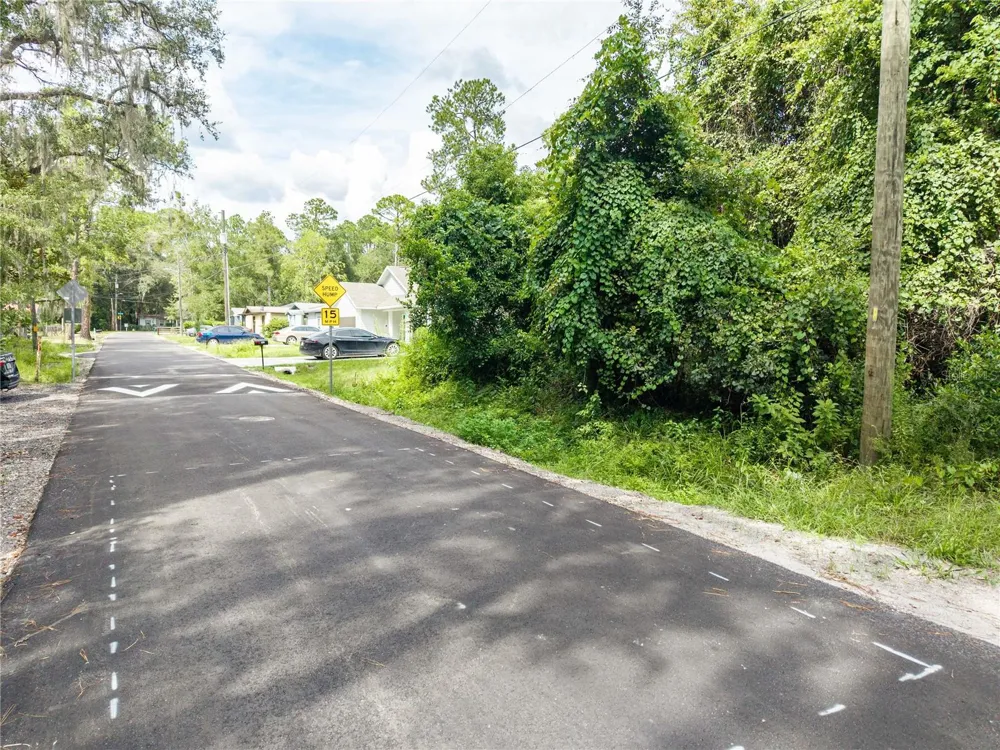 319 SE 20TH STREET Gainesville, FL 32641