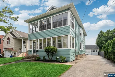18 Unit 2 Lincoln Avenue 2